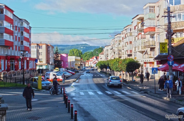 Nicolae Balcescu Avenue