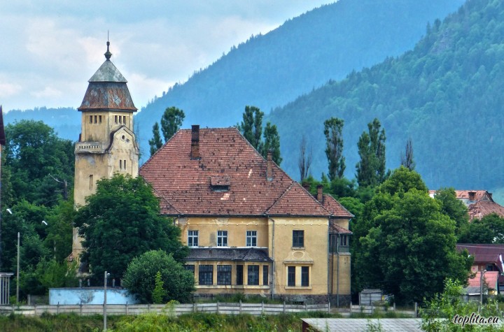 Urmanczy Castle